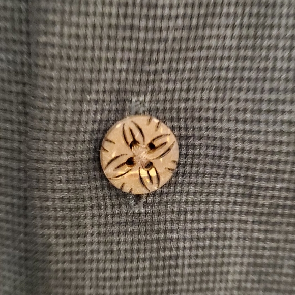 Tommy Bahama Black Silk Button Down Short Sleeve - Picture 3 of 7